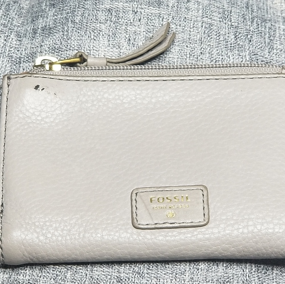 Fossil Wallet - Picture 3 of 6